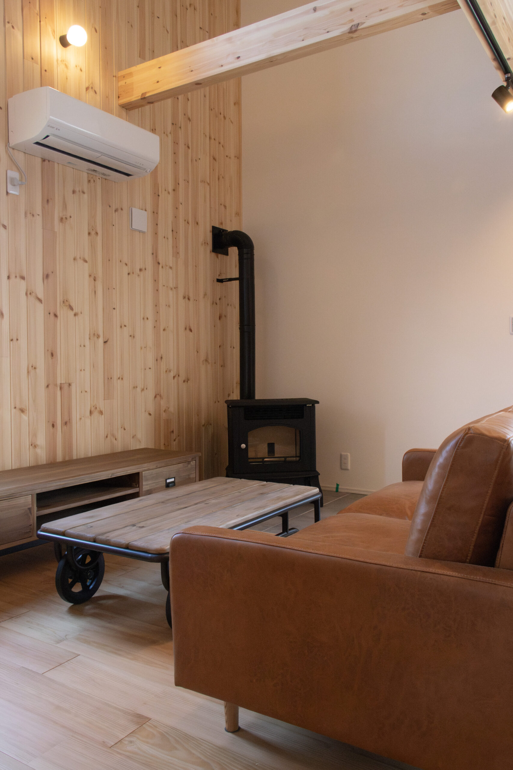 リビング・ダイニング全景